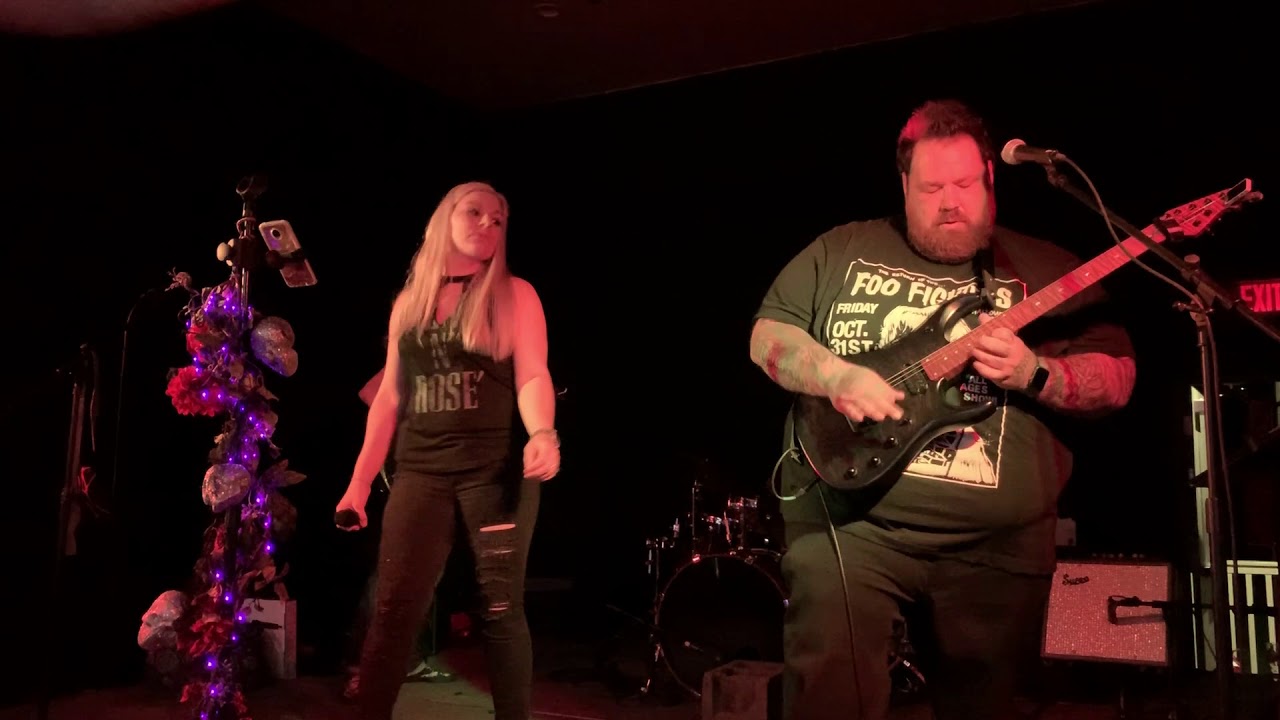 Crazy Train Minus Three Band Franky I'S video phone lyrics