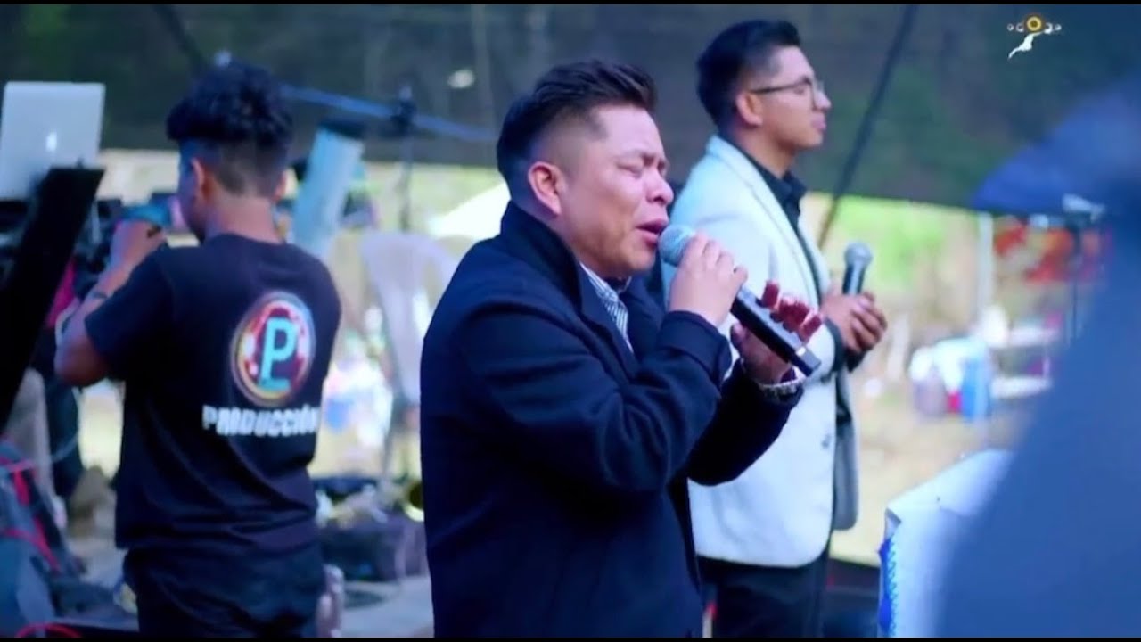 Jacobo Reynoso, y Los Ungidos de Cristo = un poderoso Dios + nunca nunca Cristo me ha dejado