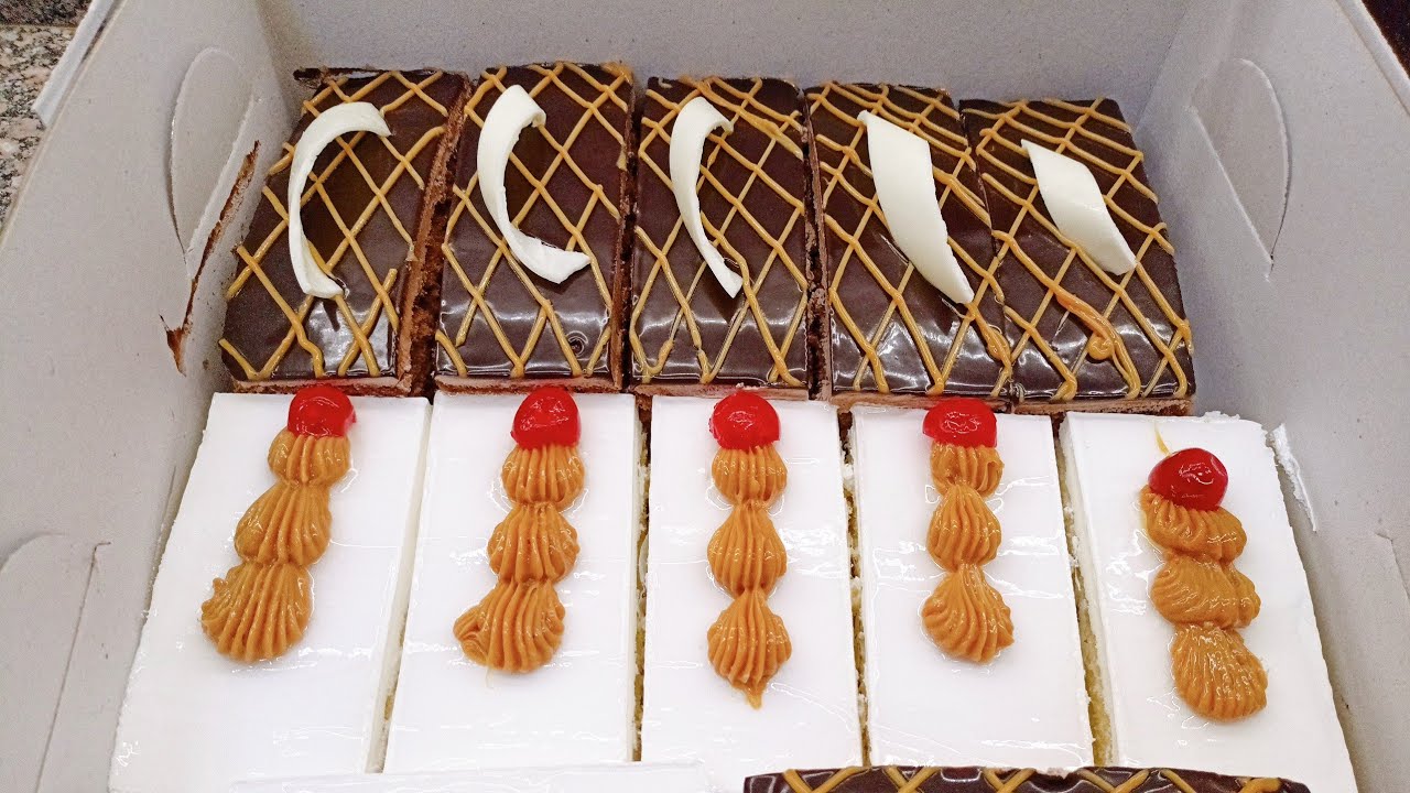 أوردر دسته جاتو نص شكولاته ونص فانليا بتزين فاخر من الاخر  👍💪💥