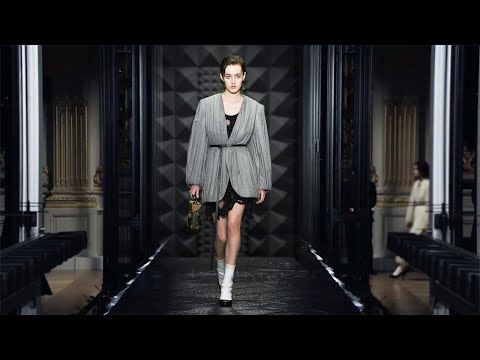 LOUIS VUITTON'S FALL 2024 READY-TO-WEAR IS ALL ABOUT THE BEAUTY OF DUALITY  - Numéro Netherlands