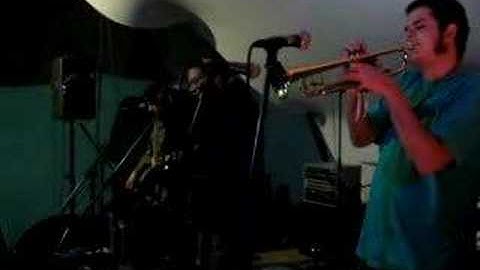 Bnegao + Seletores de Frequencia in London