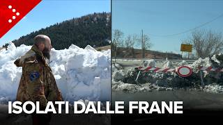 Si scioglie la neve nell'entroterra abruzzese flagellato dal maltempo: "Frane non sono finite qui"