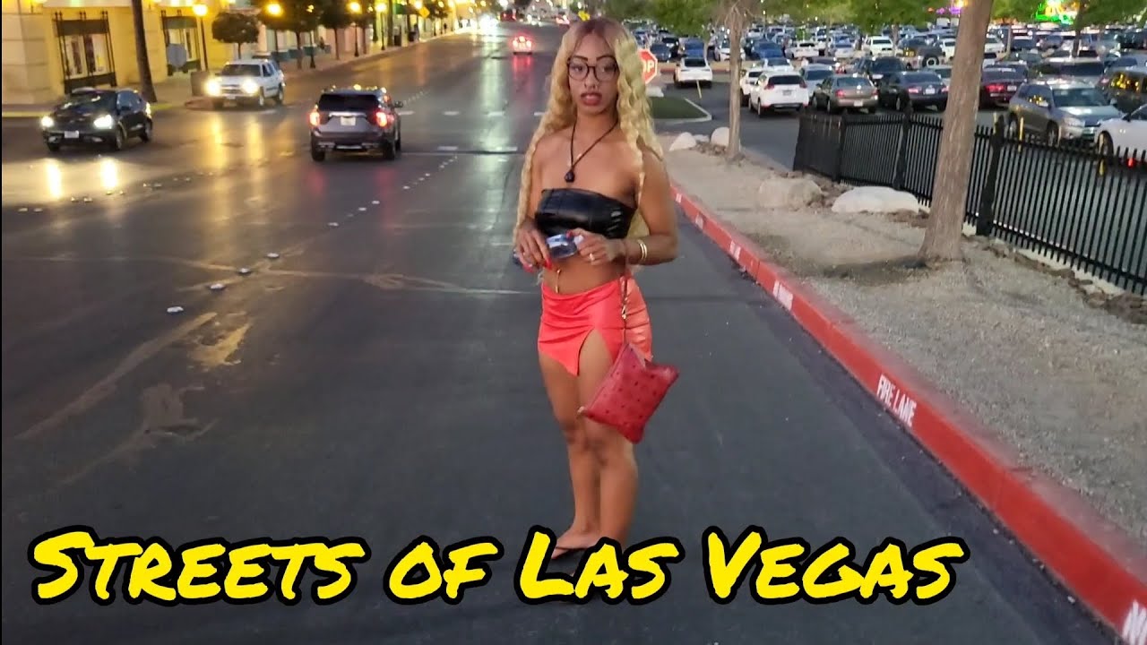 las-vegas-streets-working-girls-outside-the-orleans-casino-youtube