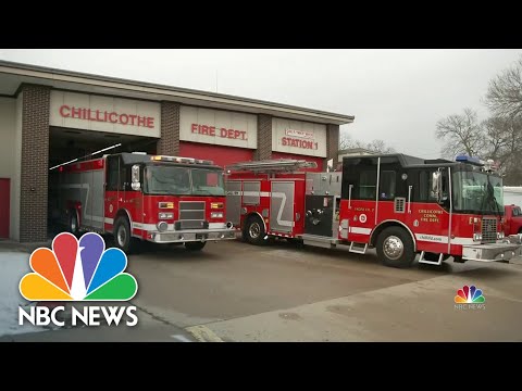 Illinois town donates fire engine to Ukraine