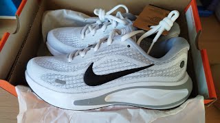 UNBOXING NIKE JOURNEY RUN SHOES #winonamixvlog