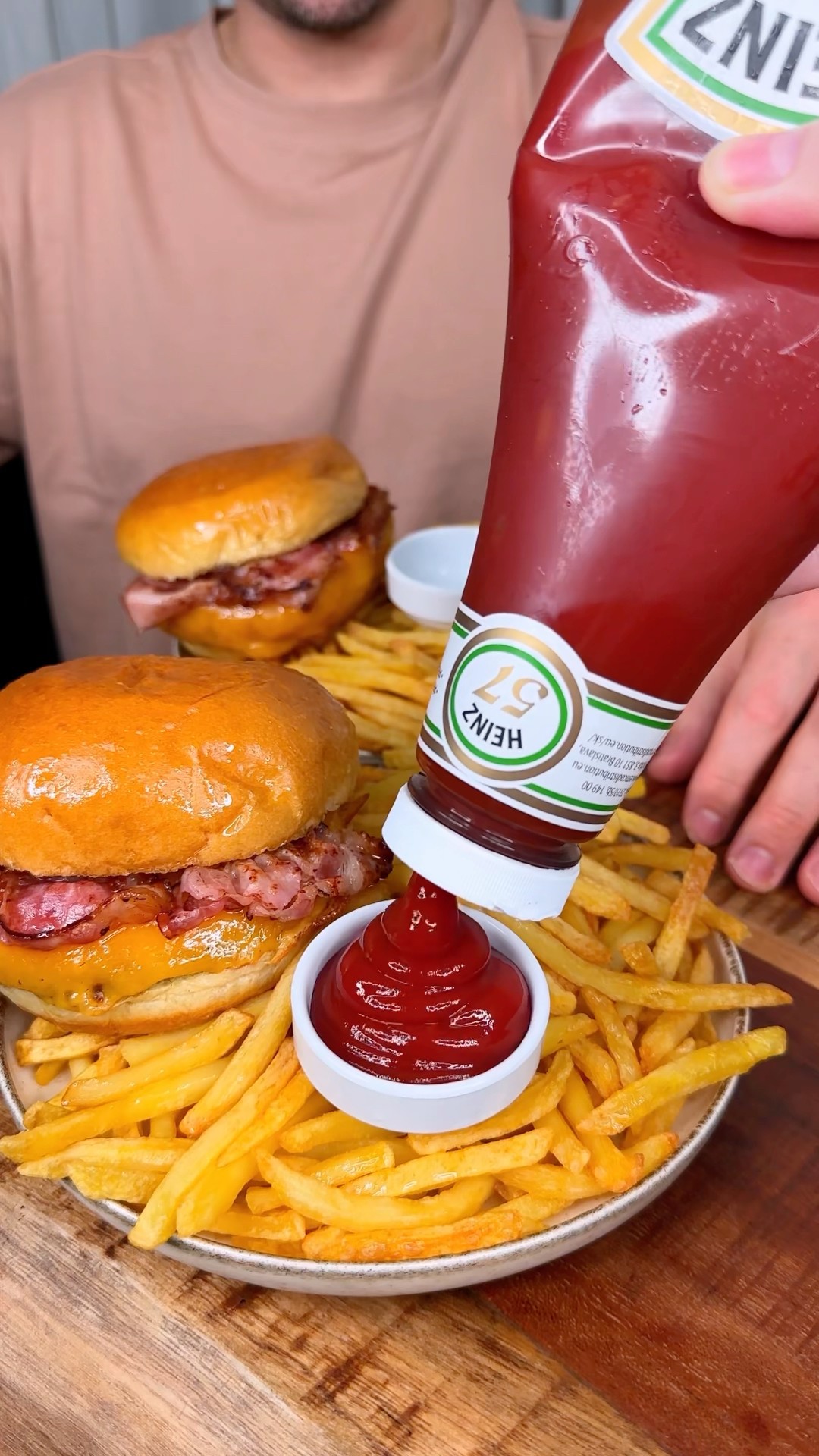 How to eat FRIES and KETCHUP with your friend properly??☺️❤️?| CHEFKOUDY