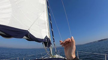 Comment hisser la grande voile ?