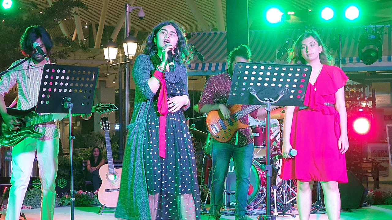 Trina Dutt covers Love on the Brain @AliveIndia's Valentine's Day Concert@Bangalore Airport