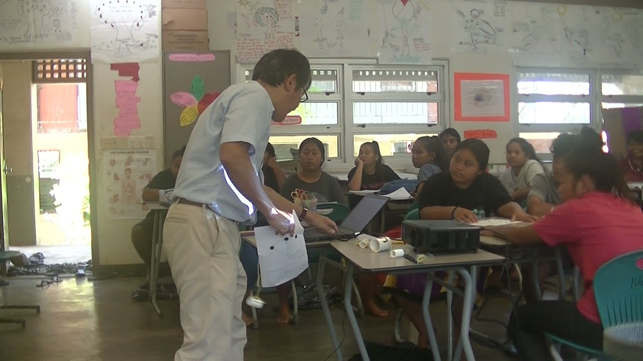 Math in Nanpei Memorial High School, Micronesia シニア海外ボランティア 数学