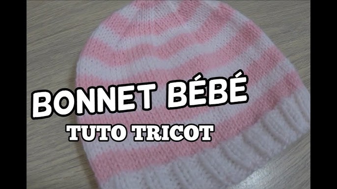 modele bonnet bébé gris bleu en fil de canne a sucre