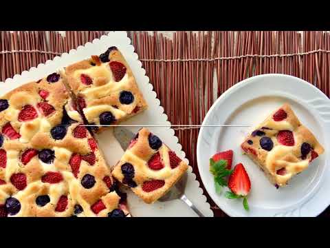 Mixed Berries Tray Bake with Cheesecake Ripple