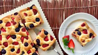 Mixed Berries Tray Bake with Cheesecake Ripple