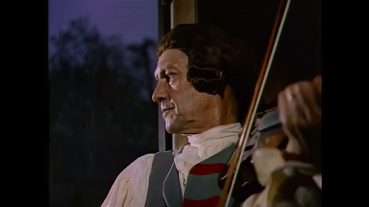 Rare footage of Hobart Smith playing Fisher's Hornpipe YouTube