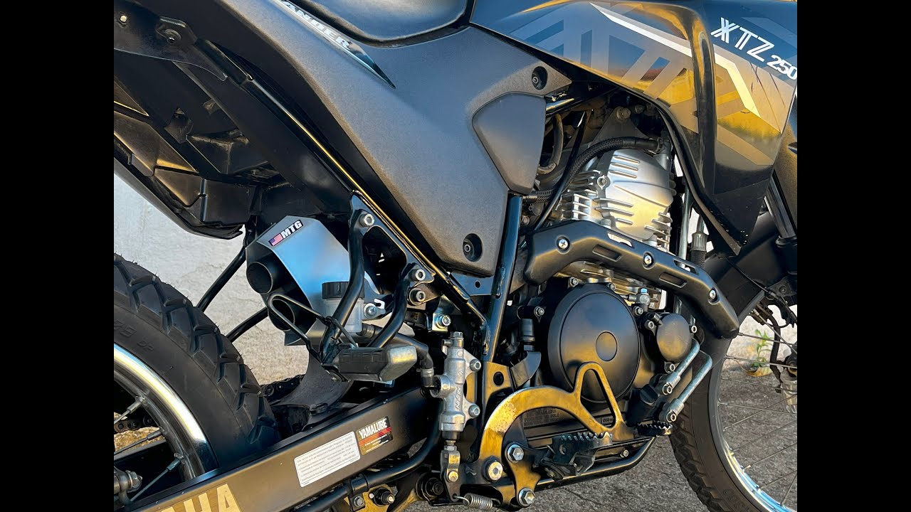 Lander 250 com escape curto MTG