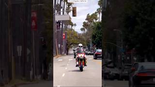 Sadhguru’s Morning Ride in Los Angeles | A Glimpse of Freedom & Conscious Living #sadhgurulatest