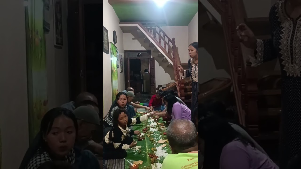 Bismillah setiap malam tahun baru selalu makan besar bersama keluarga