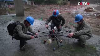 Flame Throwing Drone Helps Remove Net on UHV Power Line