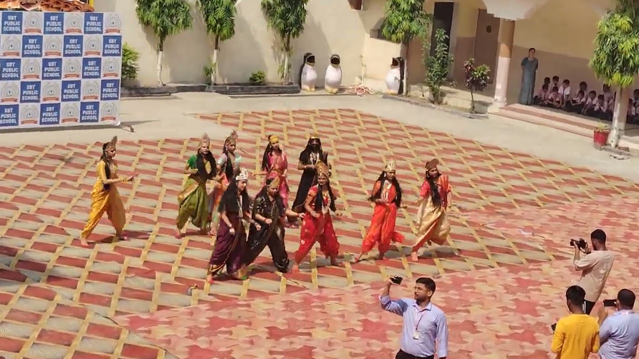 Mahishasur wadh##dussehra #youtubeshorts #dussehra SBT public school 🏫🎒🏫🏫