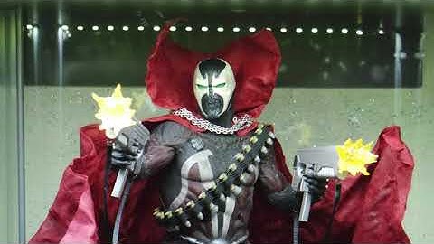 Caine Productions 1/6 Custom Spawn figure Review with Guest Commentary Paul aka Distressed Labs.