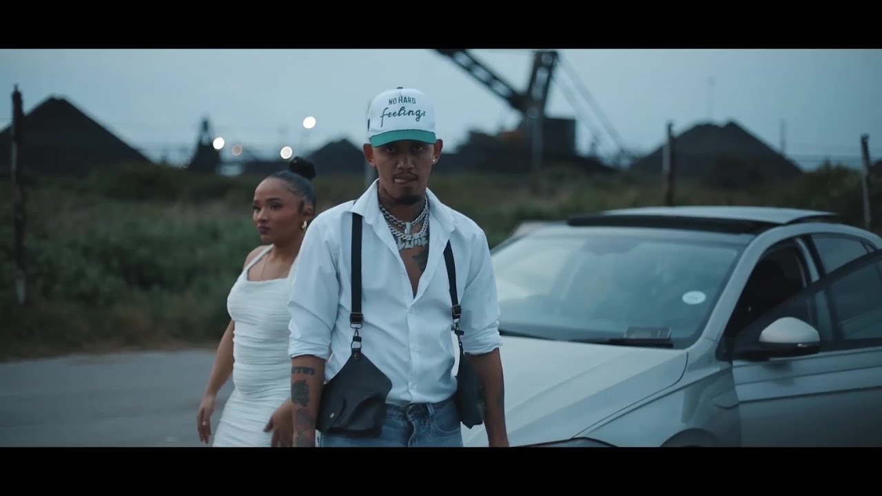 Junior King ft. Kay Medusa - Op Jou Kant [ReddFoxx Remix] (Music Video)