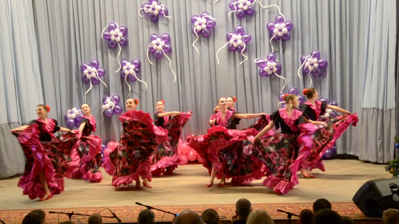 Цыганский танец. Ансамбль "Родзинки"