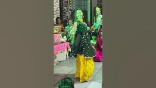 Teri bajti muraliya dekh ke 🪈/dance by sweety singh /krishan bhajan 🙏🏼😊