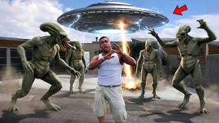 FRANKLIN'S HOUSE IS SURROUNDED BY ALIENS IN GTA 5