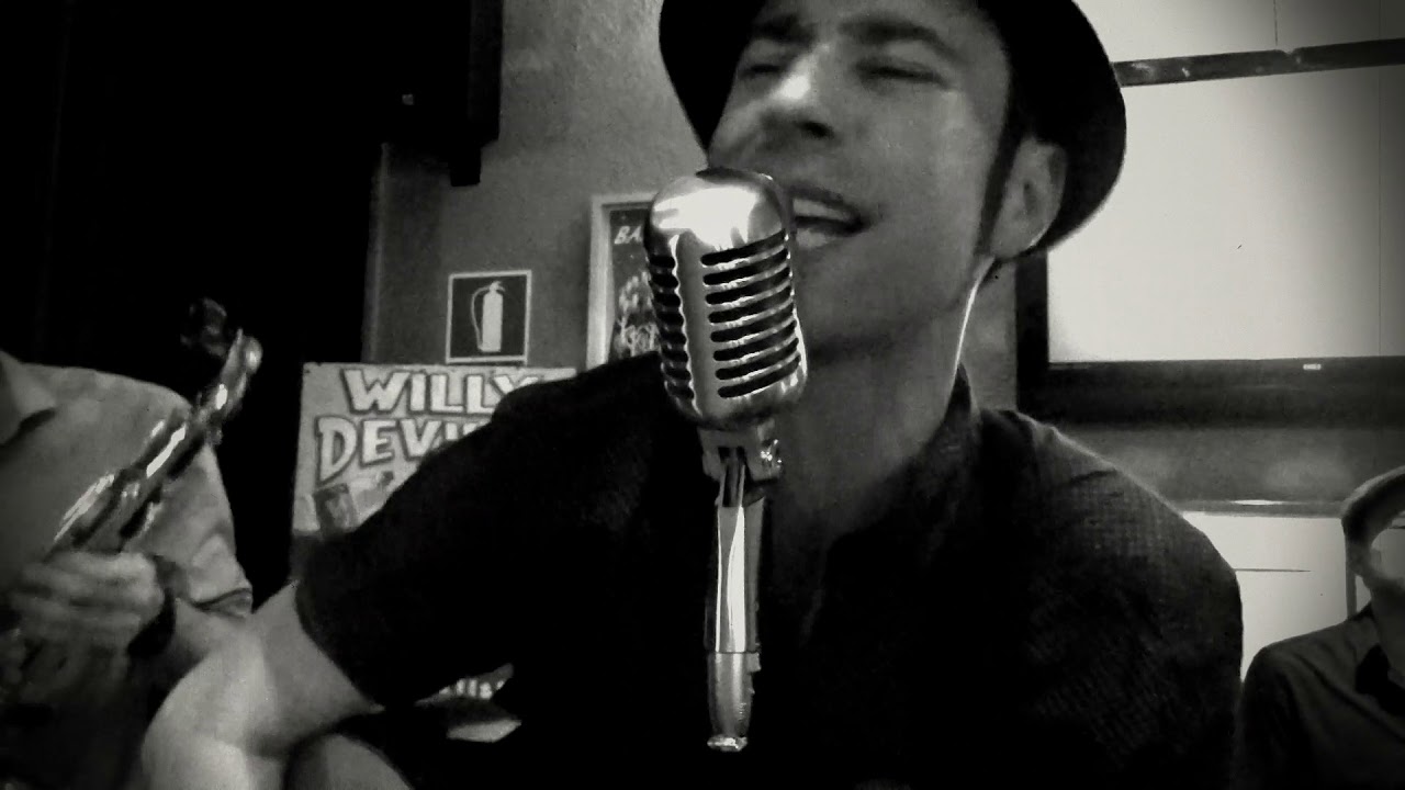 Tu Vuò Fa' L'Americano - Tagarnina