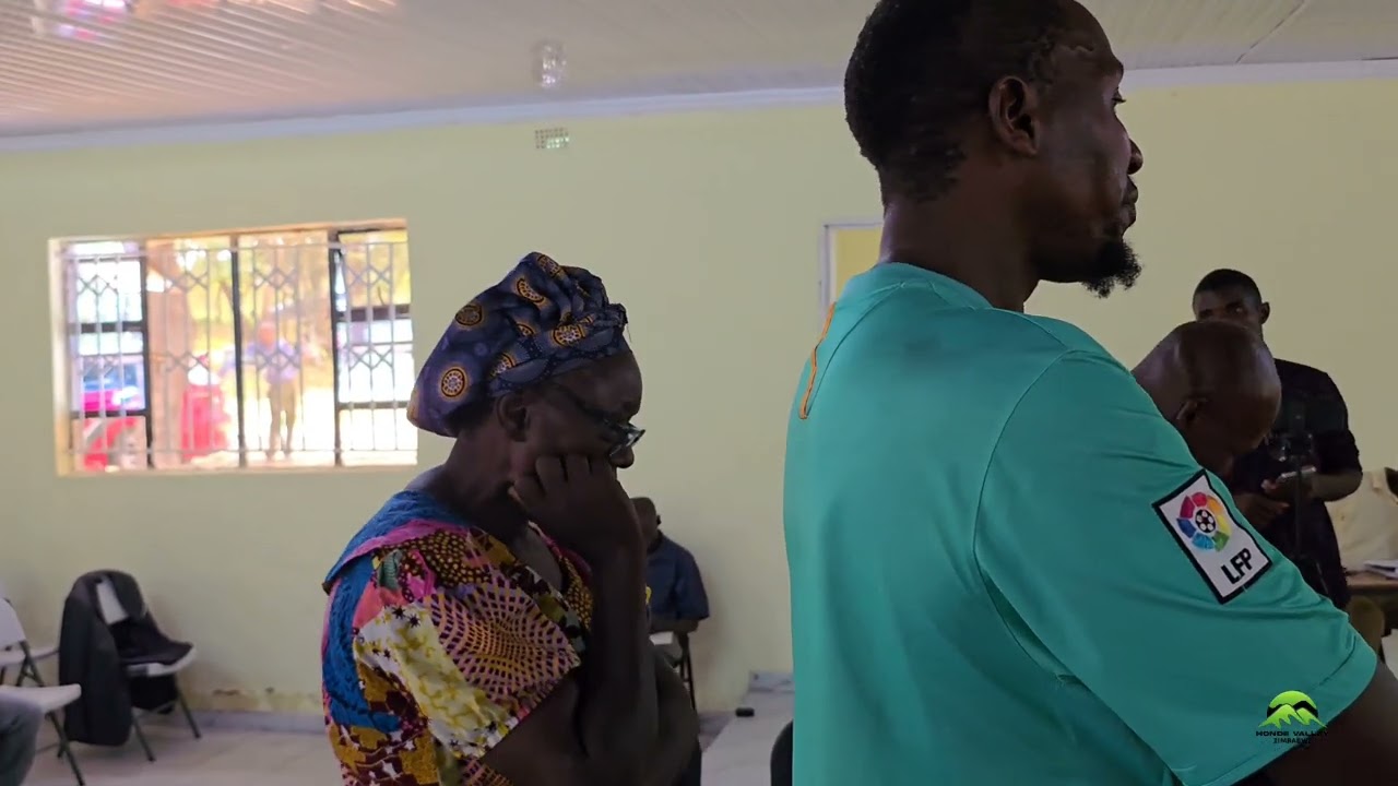 Chief Mutasa | Munasongwara kana murikuita mapepa aya munopinda mujeri