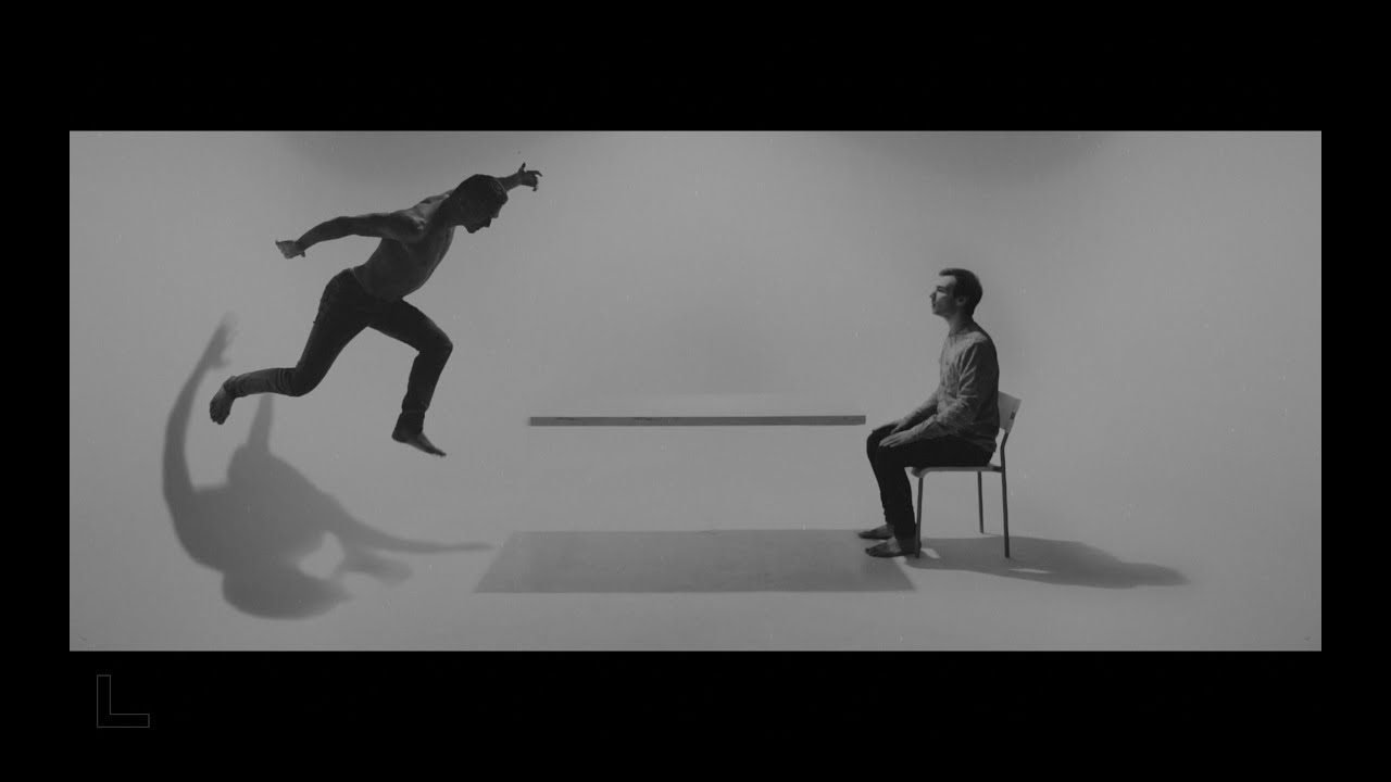 Рассеянный хореограф тени грехов