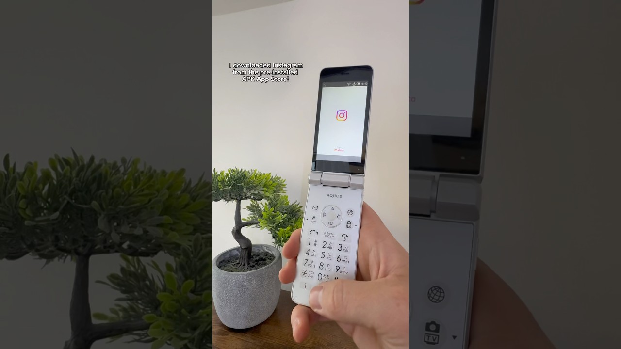 Sharp Aquos 601SH in Silver! Viral Japanese Keitai flip phone from Y2KPHONES ⚡️