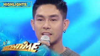 Ion has a heartfelt message for Vhong Navarro and his sister | It's Showtime