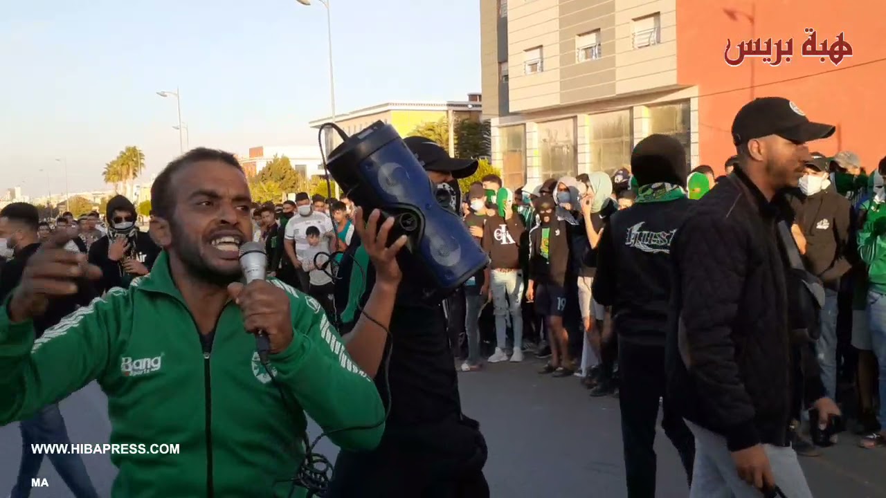 ألتراس "بريكاد وجدة" تحتج وتطالب بإنقاذ النادي وتغييرات داخل مكتب المولودية الوجدية لكرة القدم