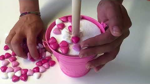 Albero con trecce di marshmallow composizione