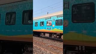 12504 Agartala Smvt Bengaluru Humsafar Express