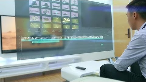 World‘s Best Video Editor with 3D Hologram Control and Voice Recognition (in future)