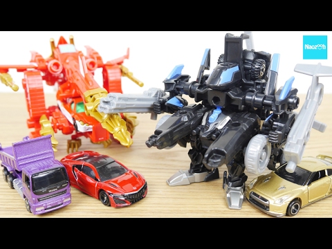 Tomica Hyper Blue Police Build Up Tomica Powered Armor Set