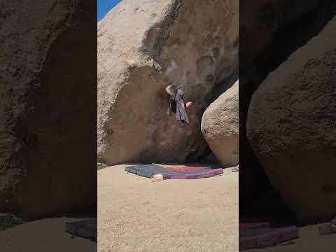 Beta Video for climb Bowling Pin v4, Bishop