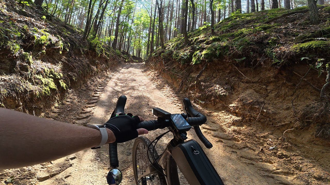 Załęczański Park Krajobrazowy rowerem 