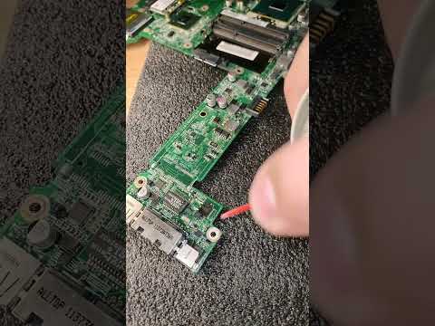 Самый простой способ найти что греется в кзна плате)