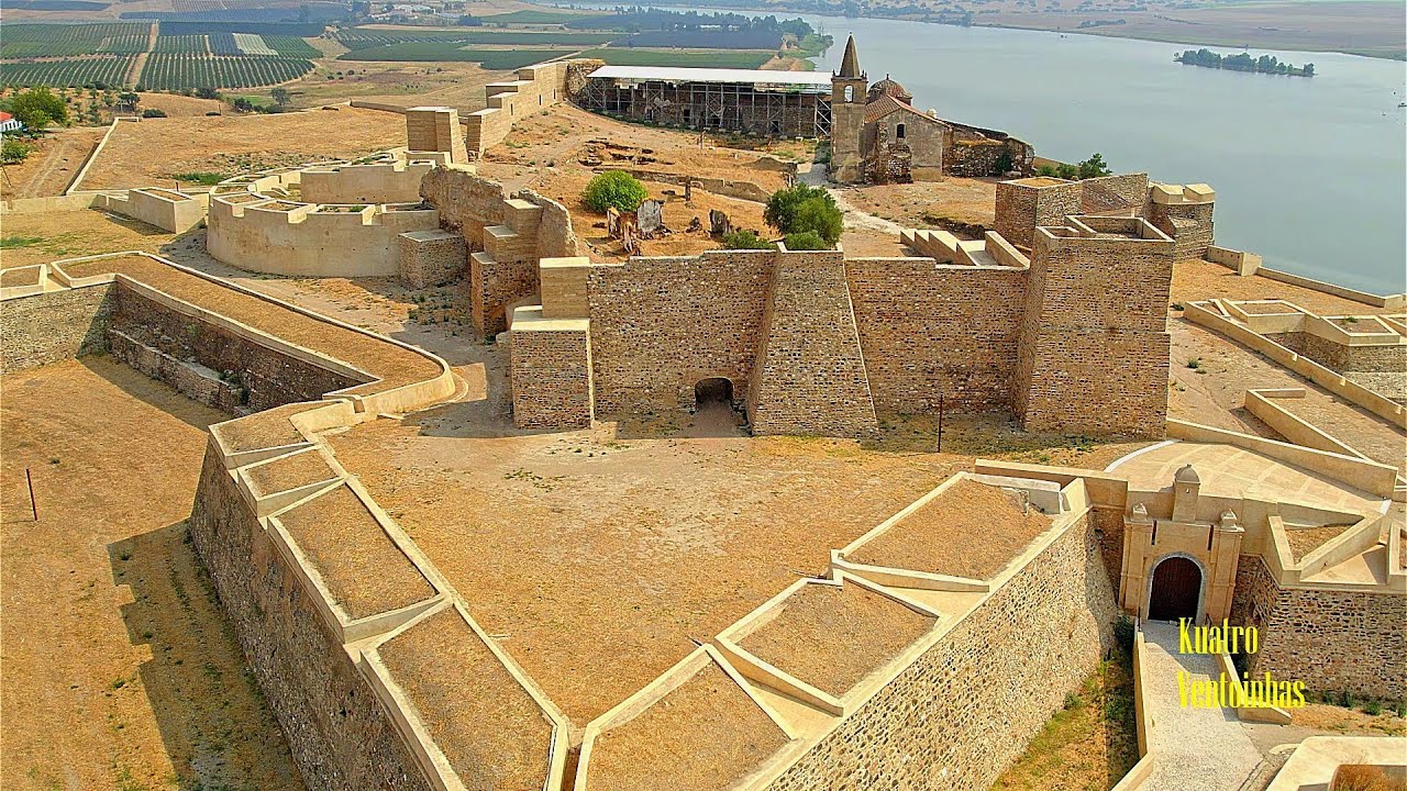 Fortaleza de Juromenha            4K   UltraHD        Aerial view