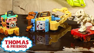 Sandy and Carly's Dino Delivery | Thomas & Friends | Kids Toys! | Mattel