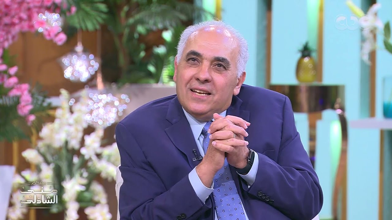 حقق حلم أمه بعد وفاتها ودفنها بجانب قبر السيدة خديجة.. الجراح العالمي كريم أبو المجد
