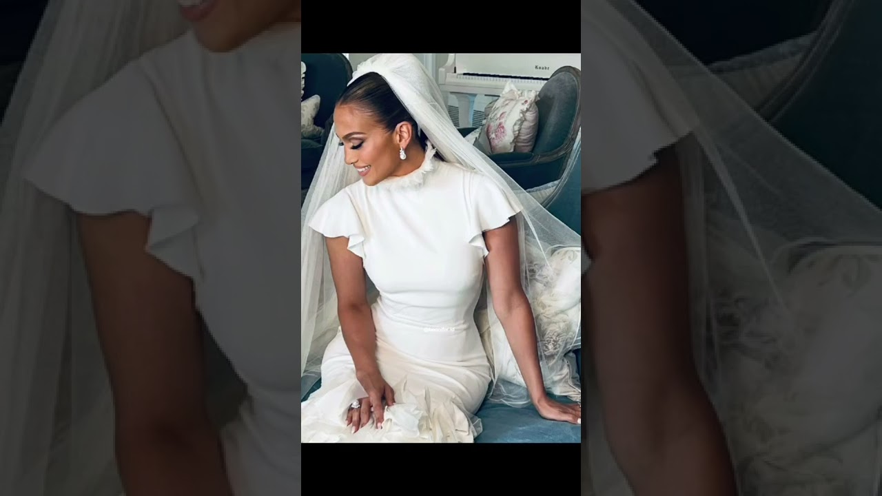 Ben Affleck and Jennifer Lopez Wedding Dress By Ralp Lauren