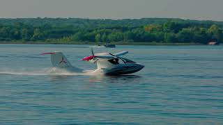 Guy almost blown out of his kayak! Icon A5 amphibious sport plane.