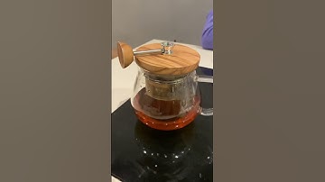 Neat teapot design