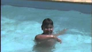 Victor Na Piscina
