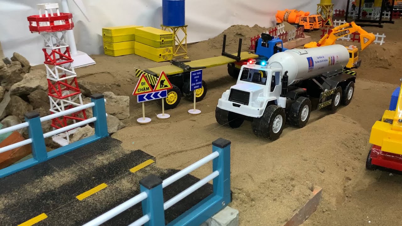 Xe Container, Xe Bồn Xăng Dầu, Xe Đầu Kéo, Xe Ben, Xe Cần Cẩu