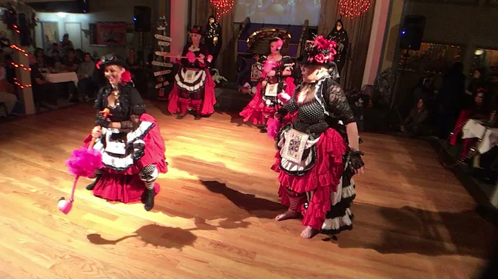 Phoenix Flame performing "Alice In The Machine!"