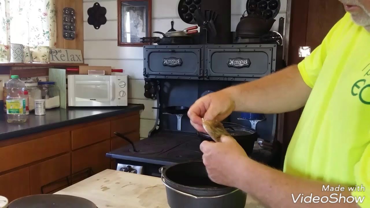 How to clean rust from and reseason a cast iron Dutch Oven. A 6 yard